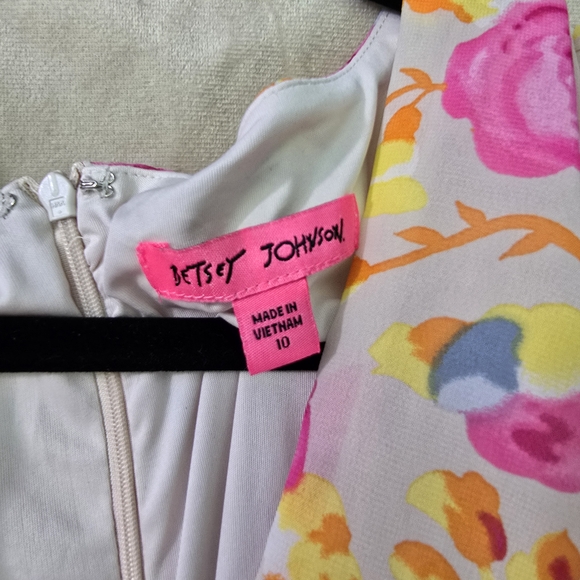 NWT Betsey Johnson Pink and Yellow Floral Dress - Picture 6 of 9